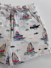Load image into Gallery viewer, Cape Shorts